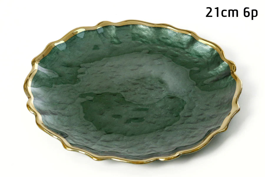 צלחת מנה ראשונה 21 ס״מ בצבע ירוק עם פס זהב - Image 2