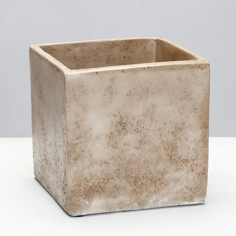 בית עציץ קוביה TROPHY STONE