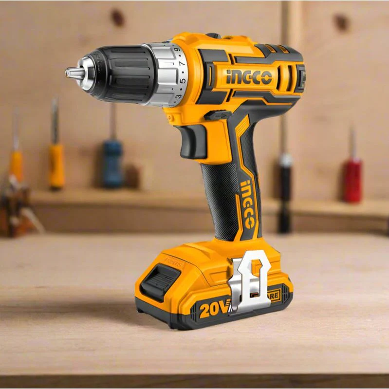 מברגה/מקדחה 20V +שתי סוללות 2A ומטען בתיק בד INGCO